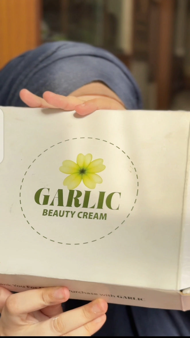 🌿 Garlic Golden Glow Combo – Formula Face Wash + Beauty Cream + Jade Roller And Gosha